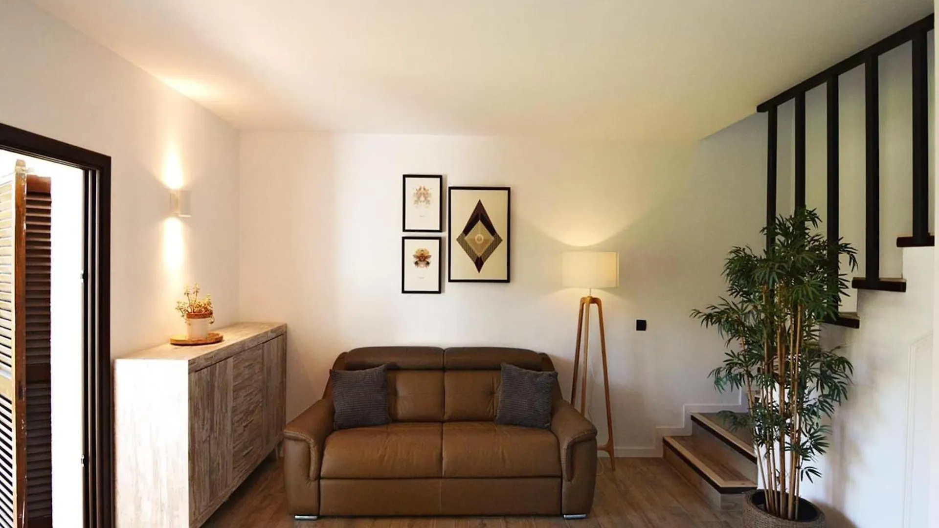 Family-Friendly Beach Villa In Prime Location L'Escala
