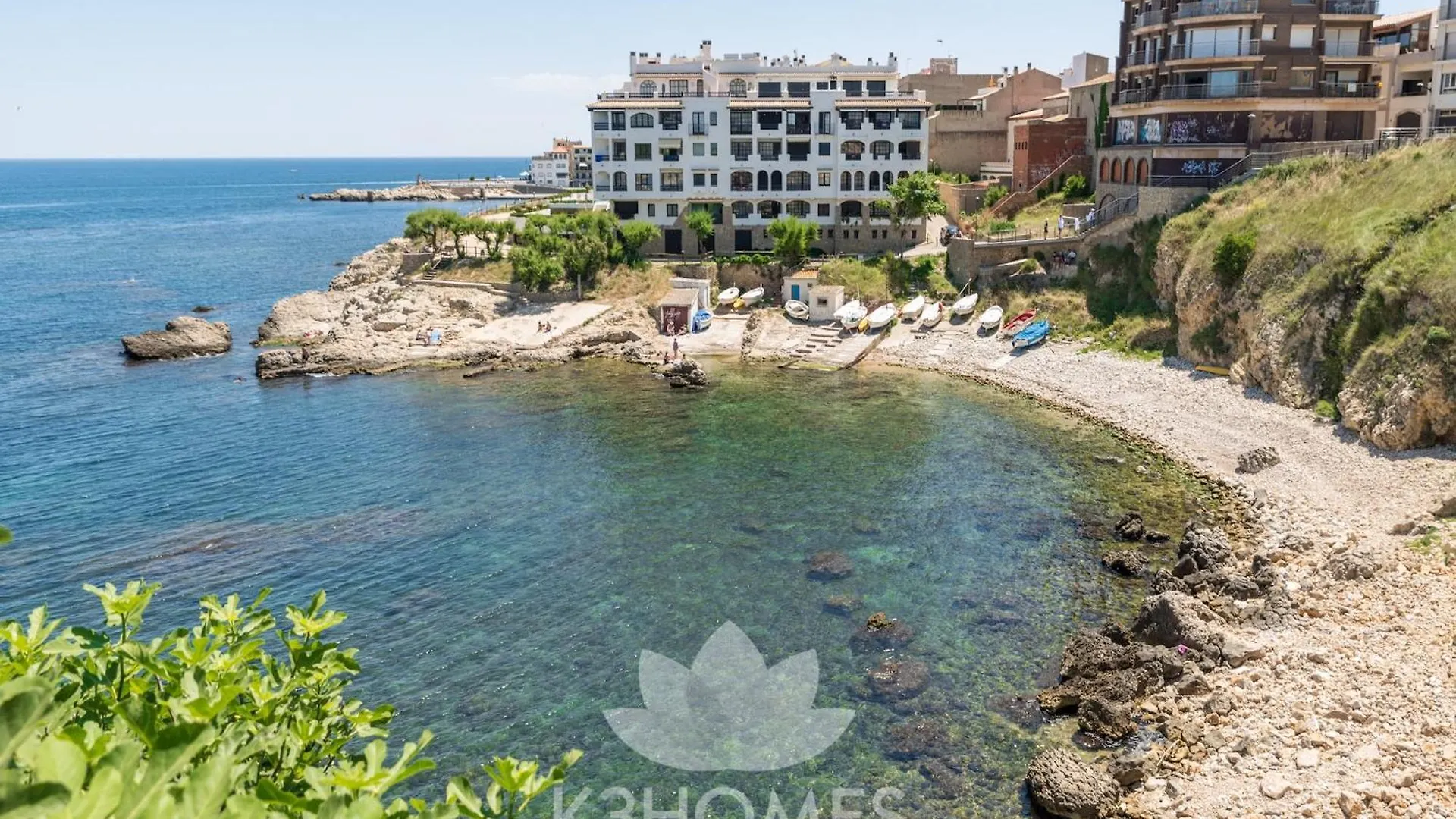 Family-Friendly Beach Villa In Prime Location L'Escala